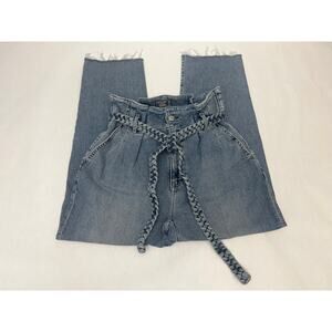 Abercrombie & Fitch Ultra High Rise Mom Jean